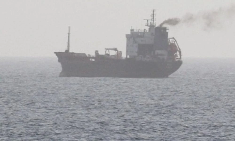 Υεμένη: Εμπορικό πλοίο ανέφερε έκρηξη σε κοντινή απόσταση του λιμανιού Άντεν